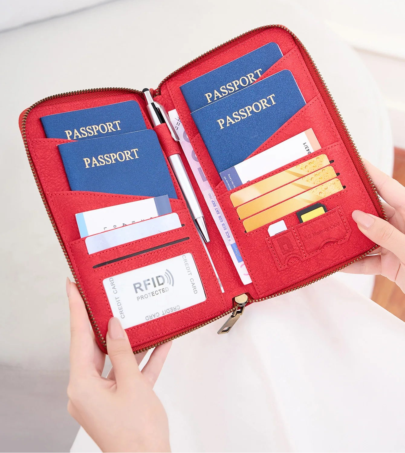 Luxe Family Passport Wallet